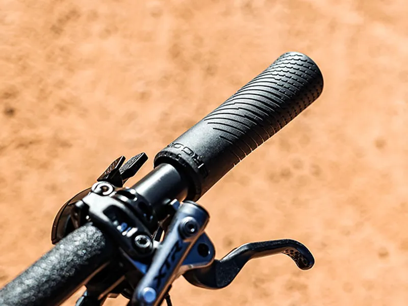 Ergon GXR Grips in Black-8
